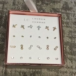 Lc Lauren Conrad earring set